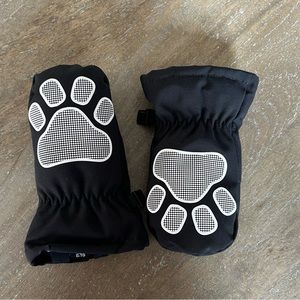 Canada Goose baby velcrow down padded mittens - black